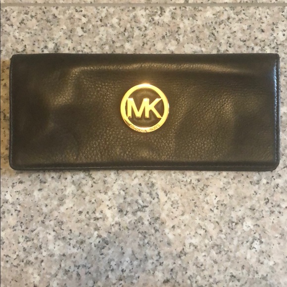 Micheal Kors Black Leather Wrist/ Clutch Wallet - Picture 1 of 7